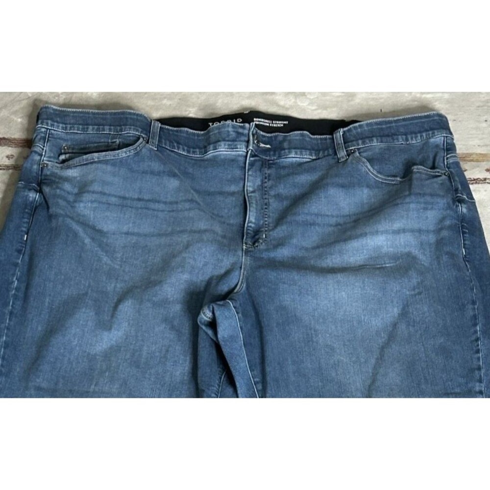 New Torrid Bombshell Straight Jeans Womens 30R Premium Stretch Light Wash NWT